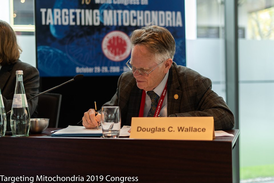 Prof.Wallace-3